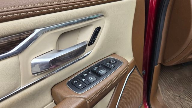 2019 Ram 1500 Laramie Lifted - 22962795 - 12