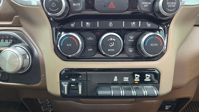 2019 Ram 1500 Laramie Lifted - 22962795 - 16