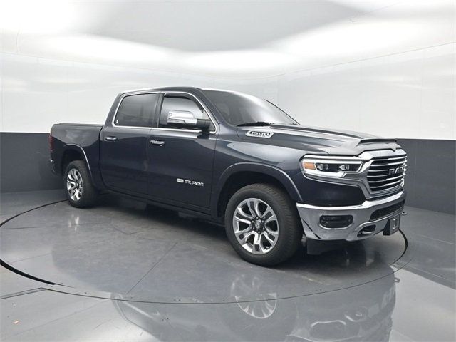 2019 Ram 1500 Laramie Longhorn 4x2 Crew Cab 5'7" Box - 22924866 - 32