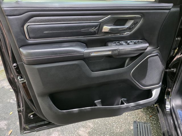 2019 Ram 1500 Limited 4x2 Crew Cab 5'7" Box - 23027891 - 32
