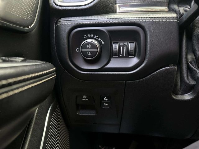 2019 Ram 1500 Limited 4x4 Crew Cab 5'7" Box - 23014123 - 33