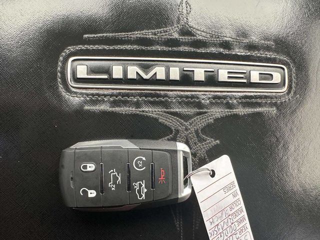 2019 Ram 1500 Limited 4x4 Crew Cab 5'7" Box - 23014123 - 34