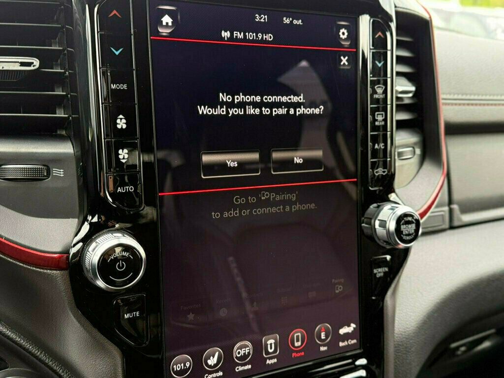 2019 Ram 1500 Rebel 4x4 Crew Cab 5'7" Box - 23019775 - 26