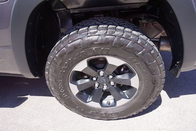 2019 Ram 1500 REBEL, 4X4, PREMIUM WHEELS, ALL TERRAIN TIRES, RED LEATHER SEATS - 23025069 - 11