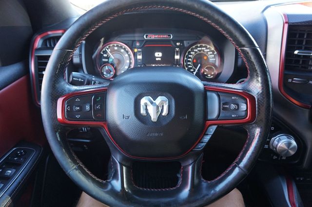 2019 Ram 1500 REBEL, 4X4, PREMIUM WHEELS, ALL TERRAIN TIRES, RUNNING BOARDS - 23050237 - 24