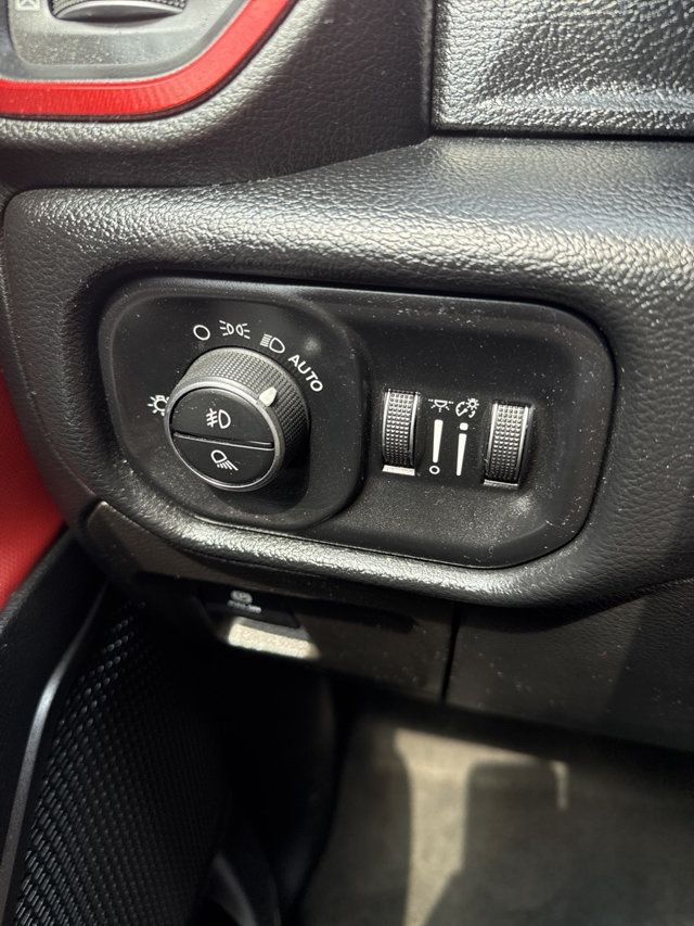 2019 Ram 1500 Rebel 4x4 Quad Cab 6'4" Box - 22893660 - 32