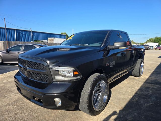 2019 Ram 1500 Classic  - 23084202 - 1