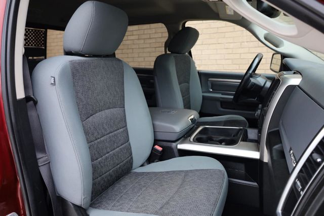 2019 Ram 1500 Classic Big Horn - 23022806 - 24