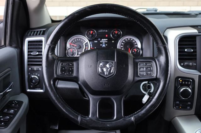2019 Ram 1500 Classic Big Horn - 23022806 - 29