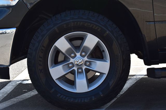 2019 Ram 1500 Classic Big Horn 4x4 Crew Cab 6'4" Box - 23002056 - 9