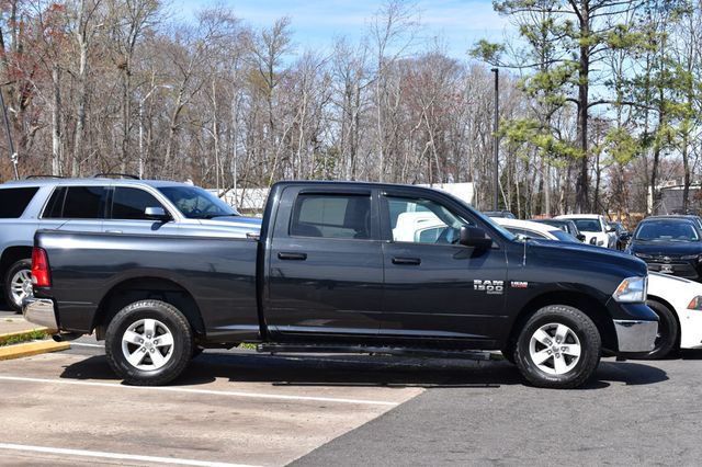 2019 Ram 1500 Classic Big Horn 4x4 Crew Cab 6'4" Box - 23002056 - 3