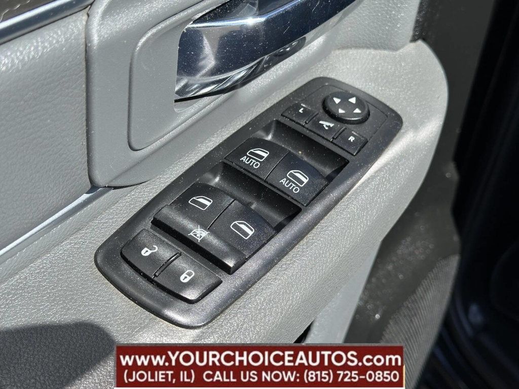 2019 Ram 1500 Classic Big Horn 4x4 Crew Cab 6'4" Box - 22849588 - 9