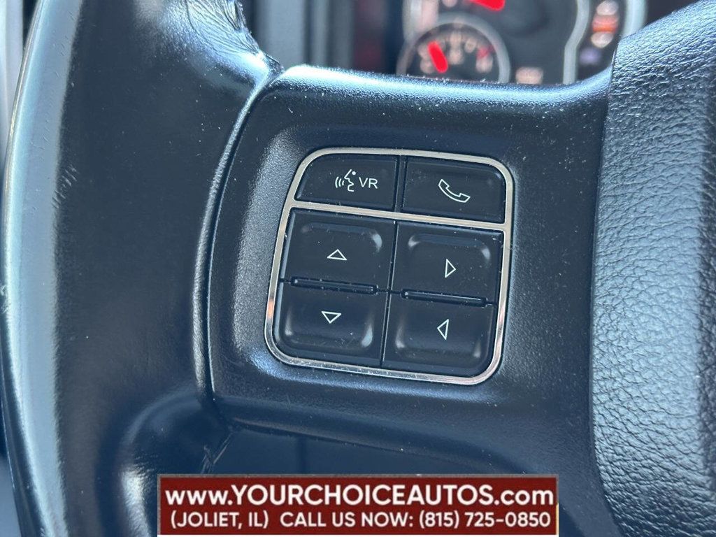 2019 Ram 1500 Classic Big Horn 4x4 Crew Cab 6'4" Box - 22849588 - 32