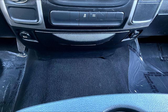 2019 Ram 1500 Classic Classic SLT - 22931247 - 24