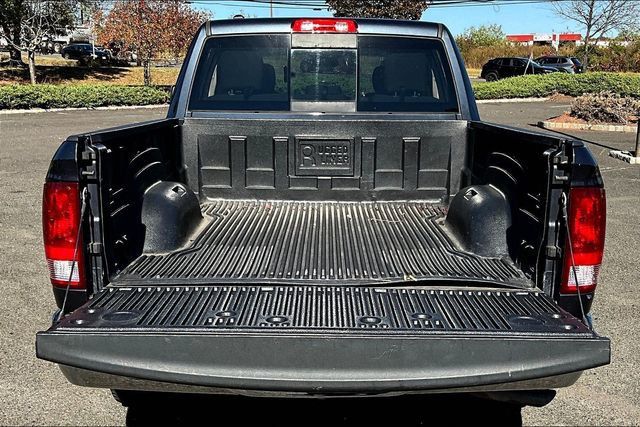 2019 Ram 1500 Classic Classic SLT - 22931247 - 33