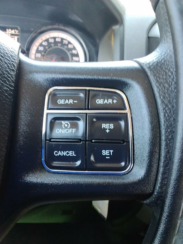 2019 Ram 1500 Classic Express 4x2 Crew Cab 5'7" Box - 22922133 - 13