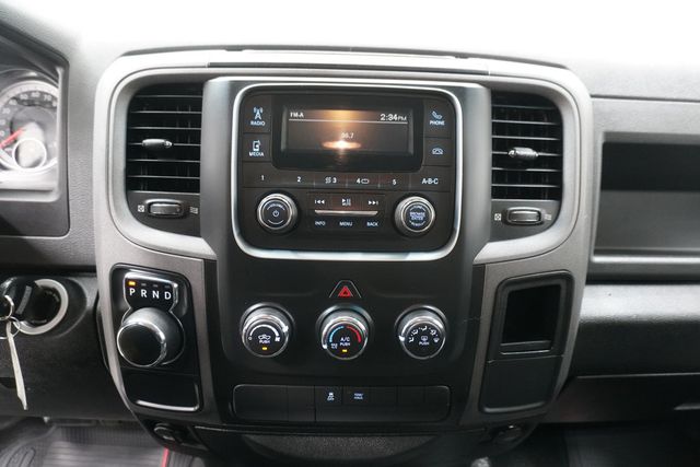 2019 Ram 1500 Classic Express 4x2 Quad Cab 6'4" Box - 22999179 - 16