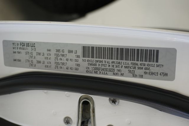 2019 Ram 1500 Classic Express 4x2 Quad Cab 6'4" Box - 22999179 - 22