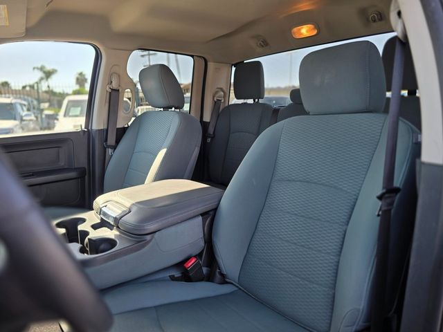 2019 Ram 1500 Classic Express 4x2 Quad Cab 6'4" Box - 22979148 - 14