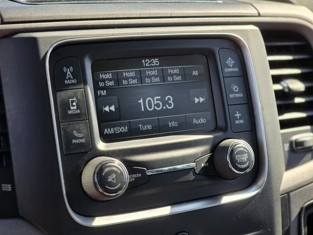 2019 Ram 1500 Classic Express 4x2 Quad Cab 6'4" Box - 22979148 - 26