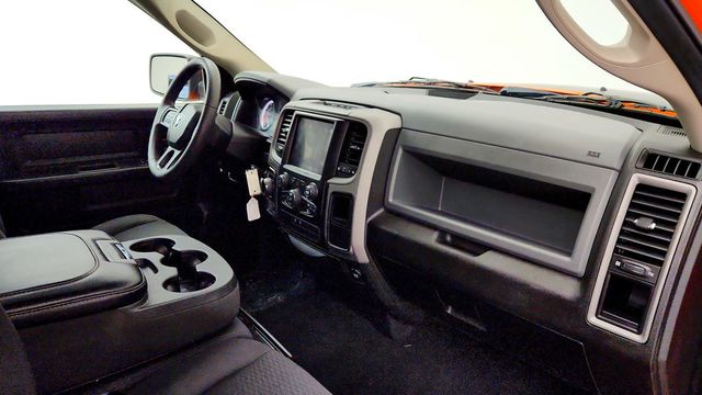2019 Ram 1500 Classic Express 4x4 Crew Cab 5'7" Box - 23100321 - 21