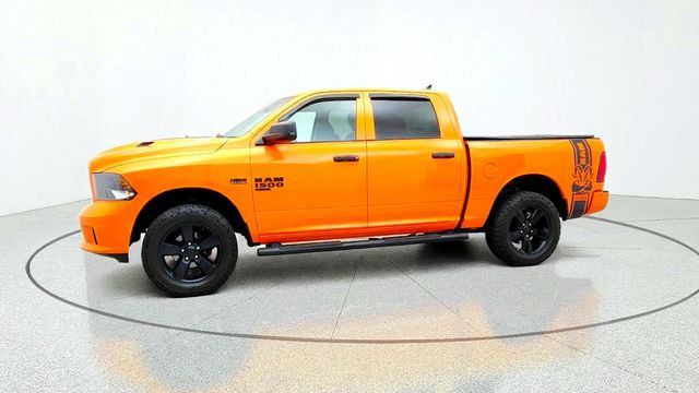 2019 Ram 1500 Classic Express 4x4 Crew Cab 5'7" Box - 23100321 - 7