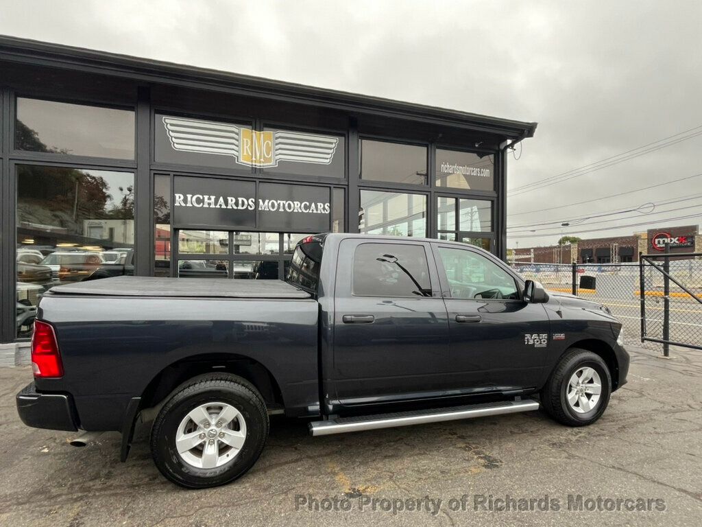 2019 Ram 1500 Classic Express 4x4 Crew Cab 5'7" Box - 22591530 - 2