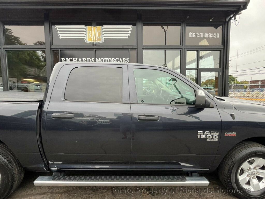 2019 Ram 1500 Classic Express 4x4 Crew Cab 5'7" Box - 22591530 - 4