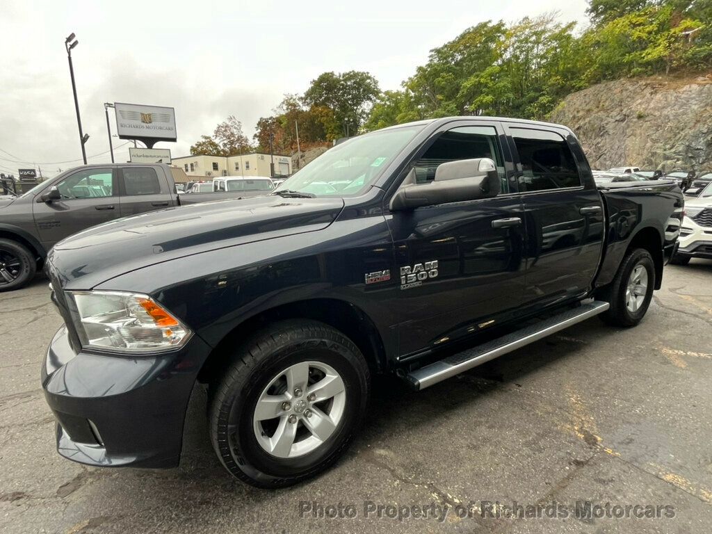 2019 Ram 1500 Classic Express 4x4 Crew Cab 5'7" Box - 22591530 - 8