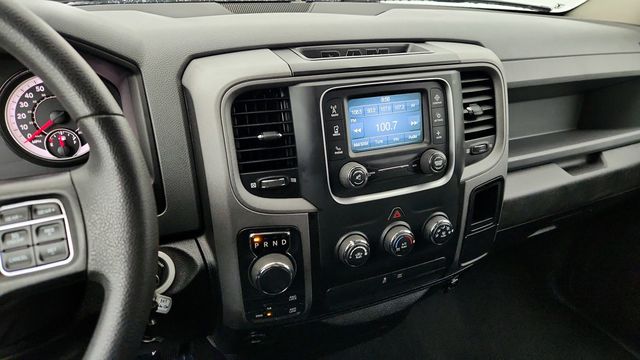 2019 Ram 1500 Classic Express 4x4 Quad Cab 6'4'' Box with Value Package - 22953820 - 15