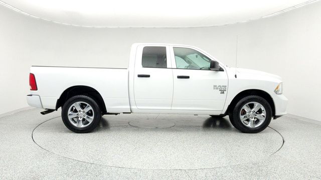 2019 Ram 1500 Classic Express 4x4 Quad Cab 6'4'' Box with Value Package - 22953820 - 3