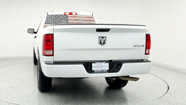 2019 Ram 1500 Classic Express 4x4 Quad Cab 6'4'' Box with Value Package - 22953820 - 5