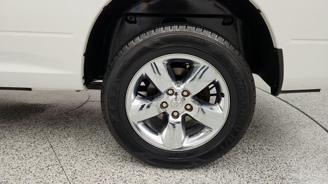 2019 Ram 1500 Classic Express 4x4 Quad Cab 6'4'' Box with Value Package - 22953820 - 8