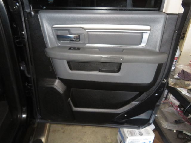 2019 Ram 1500 Classic LONE STAR CLASSIC RAM 1500 CREW CAB SALAVAGE TITLE EXTRA CLEAN  - 23003342 - 28