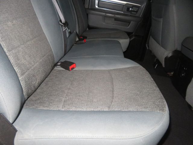 2019 Ram 1500 Classic LONE STAR CLASSIC RAM 1500 CREW CAB SALAVAGE TITLE EXTRA CLEAN  - 23003342 - 31