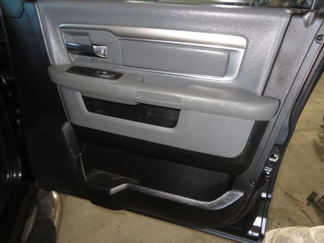 2019 Ram 1500 Classic LONE STAR CLASSIC RAM 1500 CREW CAB SALAVAGE TITLE EXTRA CLEAN  - 23003342 - 33