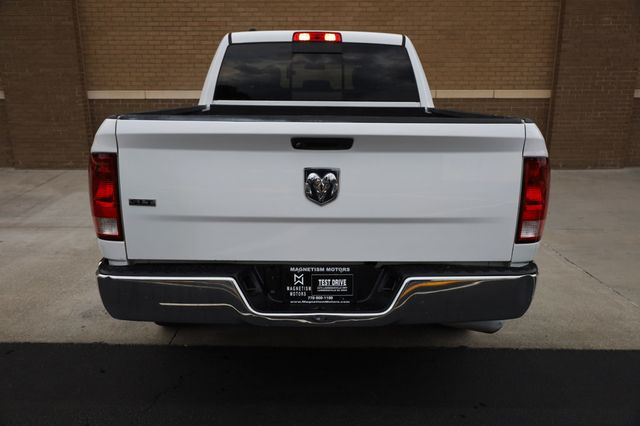 2019 Ram 1500 Classic Lone Star Silver 4x2 Crew Cab 5'7" Box - 22908425 - 8