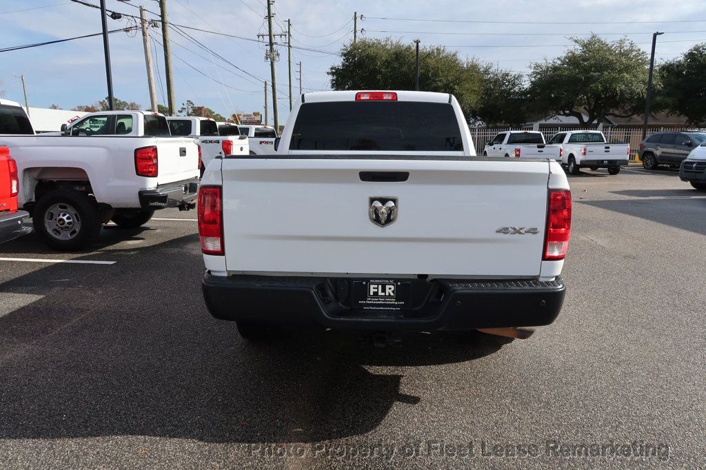 2019 Ram 1500 Classic Ram 1500 4WD Quad Cab SWB - 22704064 - 3