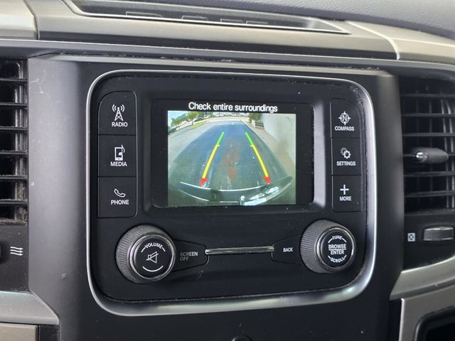 2019 Ram 1500 Classic SLT - 23051461 - 9