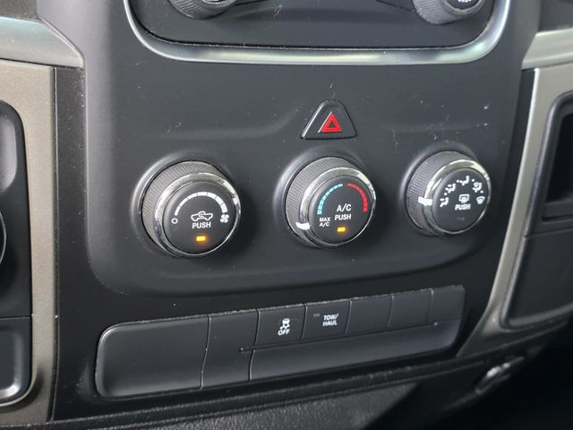 2019 Ram 1500 Classic SLT - 23051461 - 12