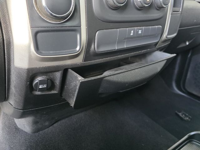 2019 Ram 1500 Classic SLT - 23051461 - 13