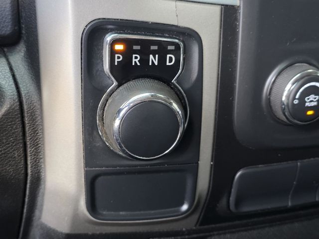 2019 Ram 1500 Classic SLT - 23051461 - 17