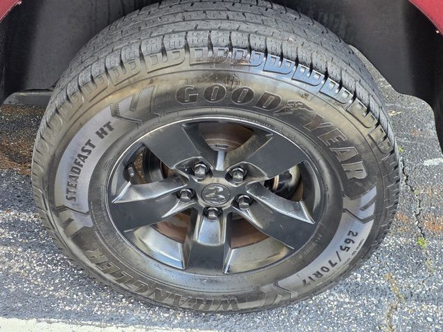 2019 Ram 1500 Classic SLT - 23051461 - 25