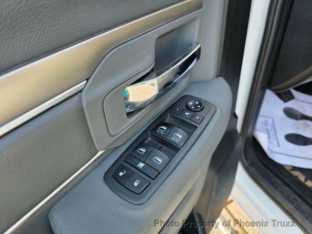 2019 Ram 1500 Classic SLT - 23040742 - 12