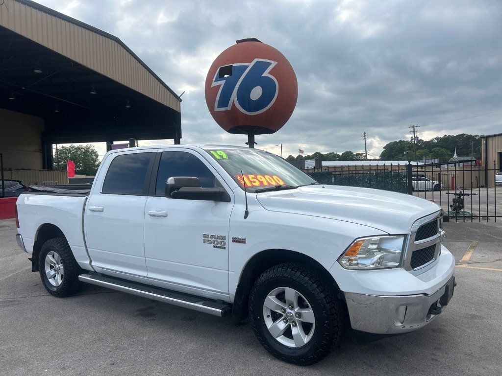 2019 Ram 1500 Classic SLT 4x4 Crew Cab 5'7" Box - 23026646 | Video 1