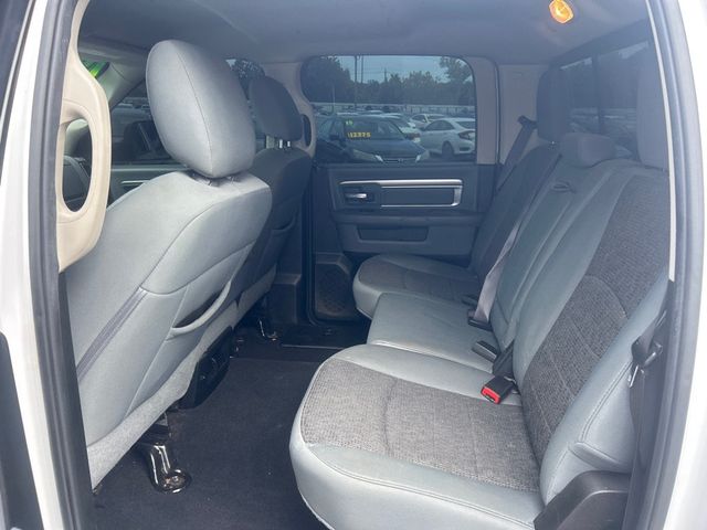 2019 Ram 1500 Classic SLT 4x4 Crew Cab 5'7" Box - 23026646 - 6