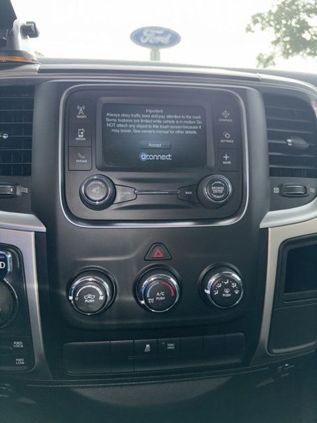 2019 Ram 1500 Classic SLT 4x4 Crew Cab 5'7" Box - 23004162 - 8