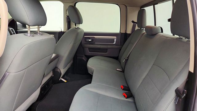 2019 Ram 1500 Classic SLT 4x4 Crew Cab 5'7'' Box  - 23034804 - 20