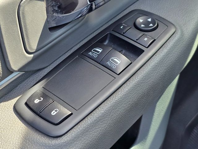 2019 Ram 1500 Classic Tradesman - 22948373 - 15