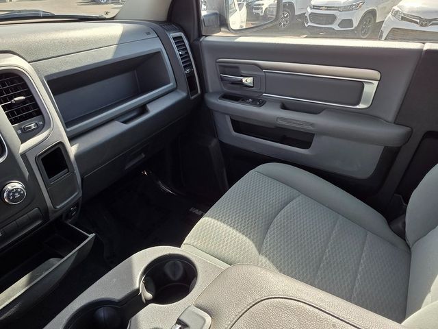 2019 Ram 1500 Classic Tradesman - 22948373 - 27